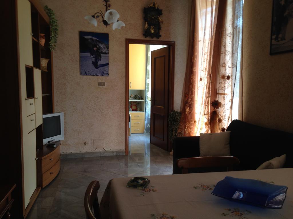 文蒂米利亚Casa Vacanza "Marina San Giuseppe"公寓 外观 照片